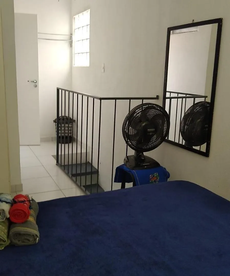 מלון גווארולוס Casinha Aconchegante בית הארחה